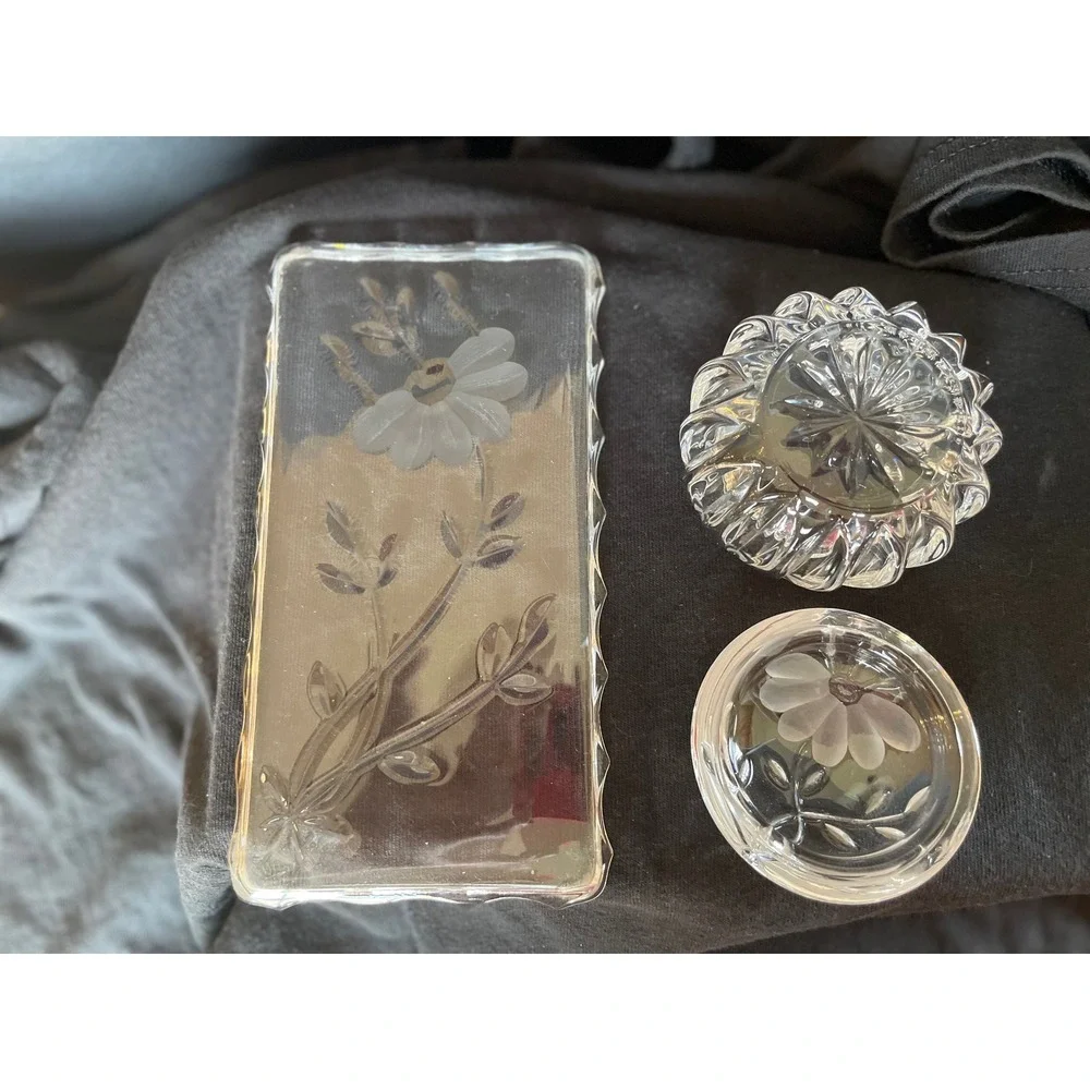 Vintage‎ Princess House Frosted Daisy Crystal Trinket Tray and Lidded Jar Set